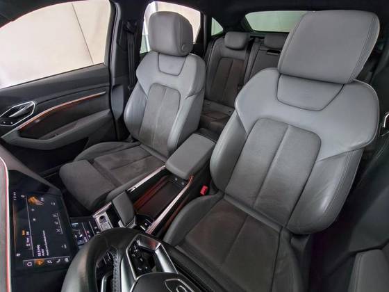 AUDI E-TRON ELÉTRICO SPORTBACK PERFORMANCE BLACK QUATTRO